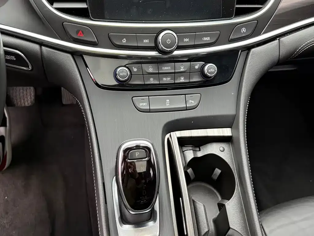 Buick LaCrosse 2022 из CN, фото 6