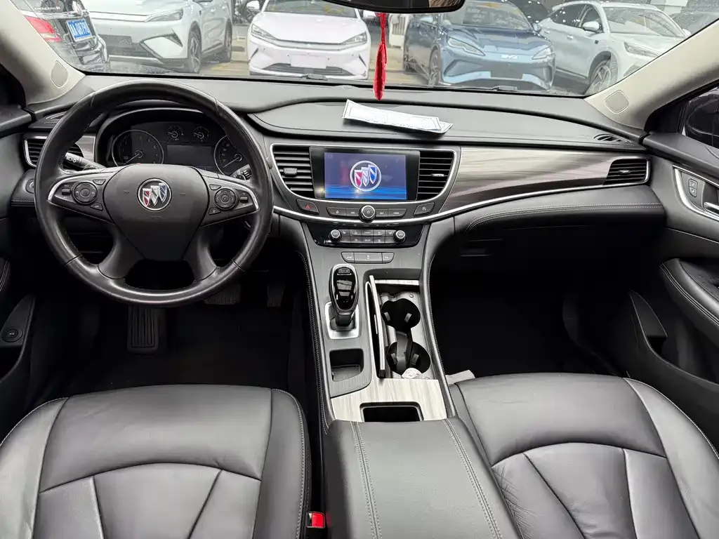 Buick LaCrosse 2022 из CN, фото 2