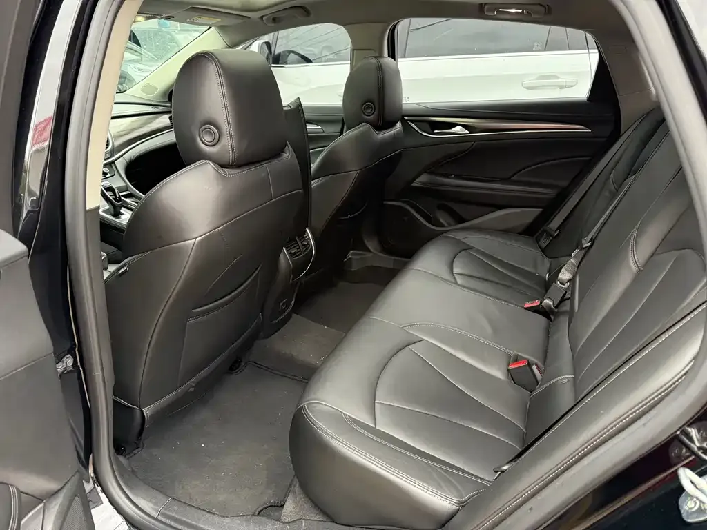 Buick LaCrosse 2022 из CN, фото 5