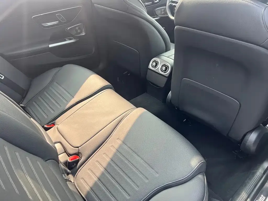 Mercedes-Benz C-Class 2024 из CN, фото 2