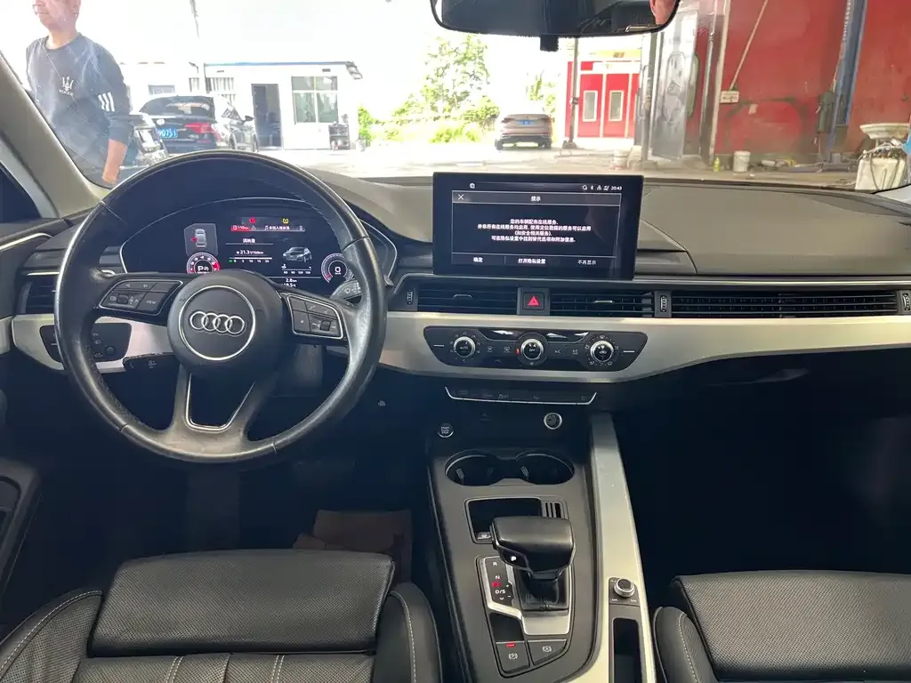 Audi A4L 2022 из CN, фото 3