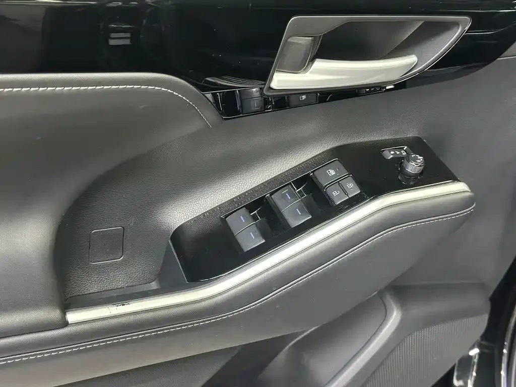 Toyota Highlander 2022 из CN, фото 3