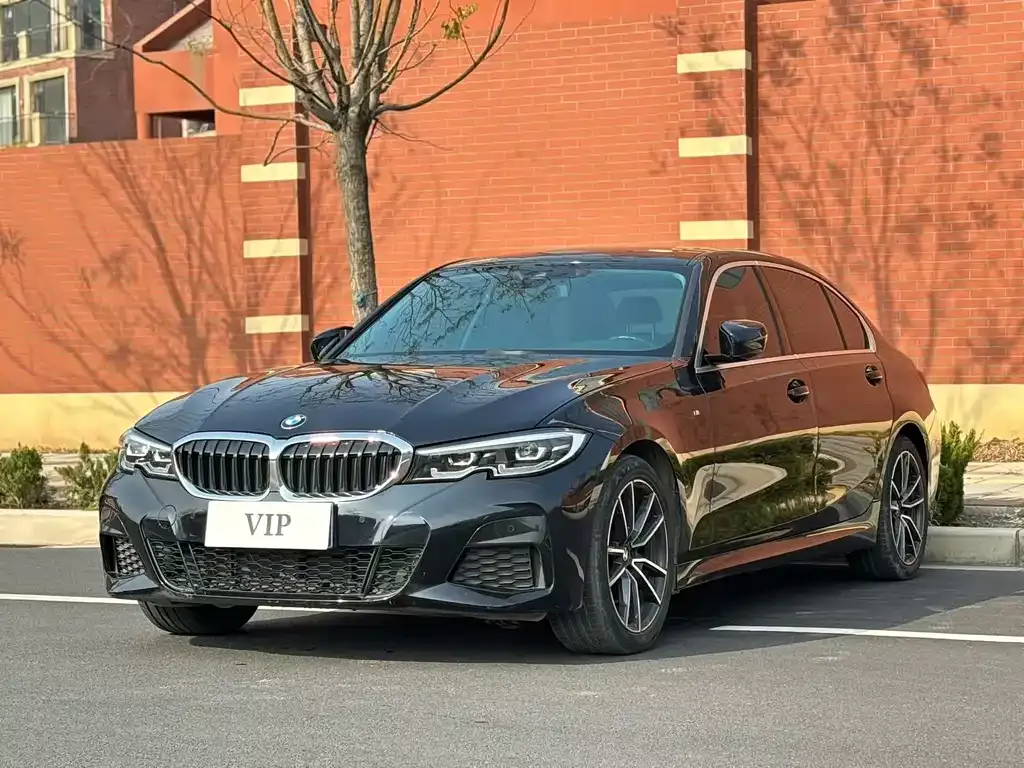 BMW 3 Series — фото 1