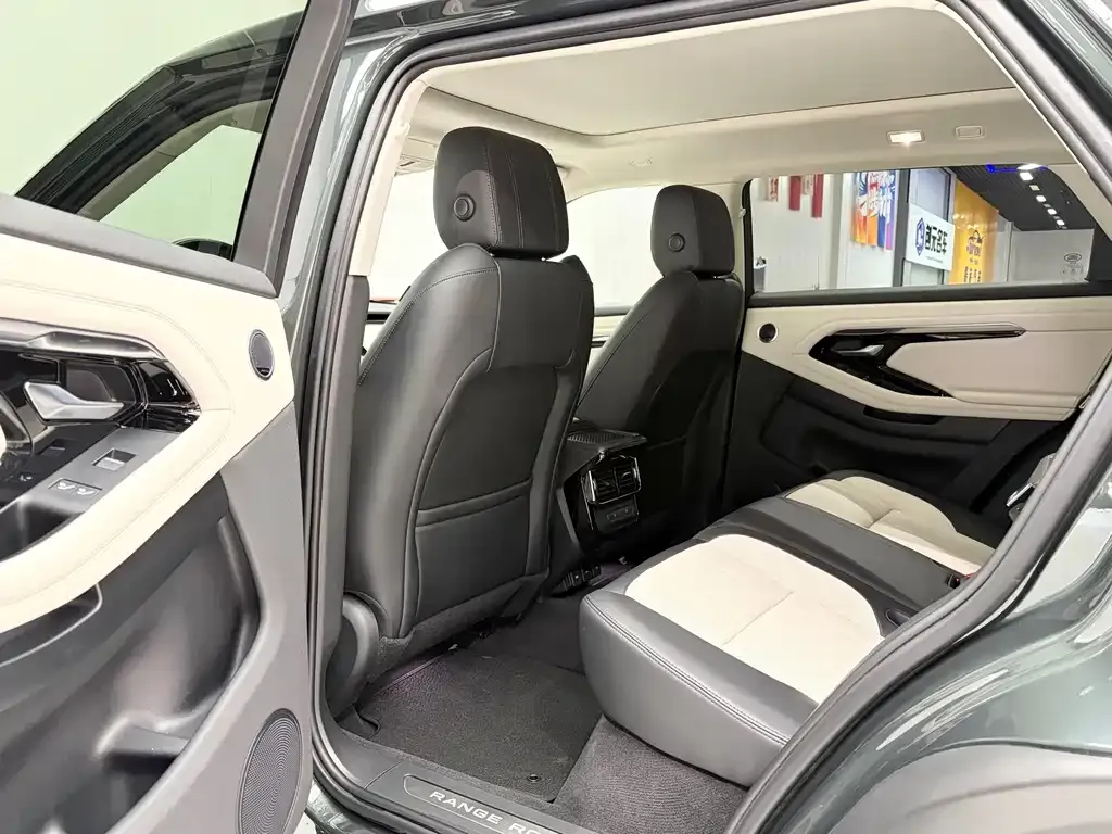 Land Rover Evoque — фото 10