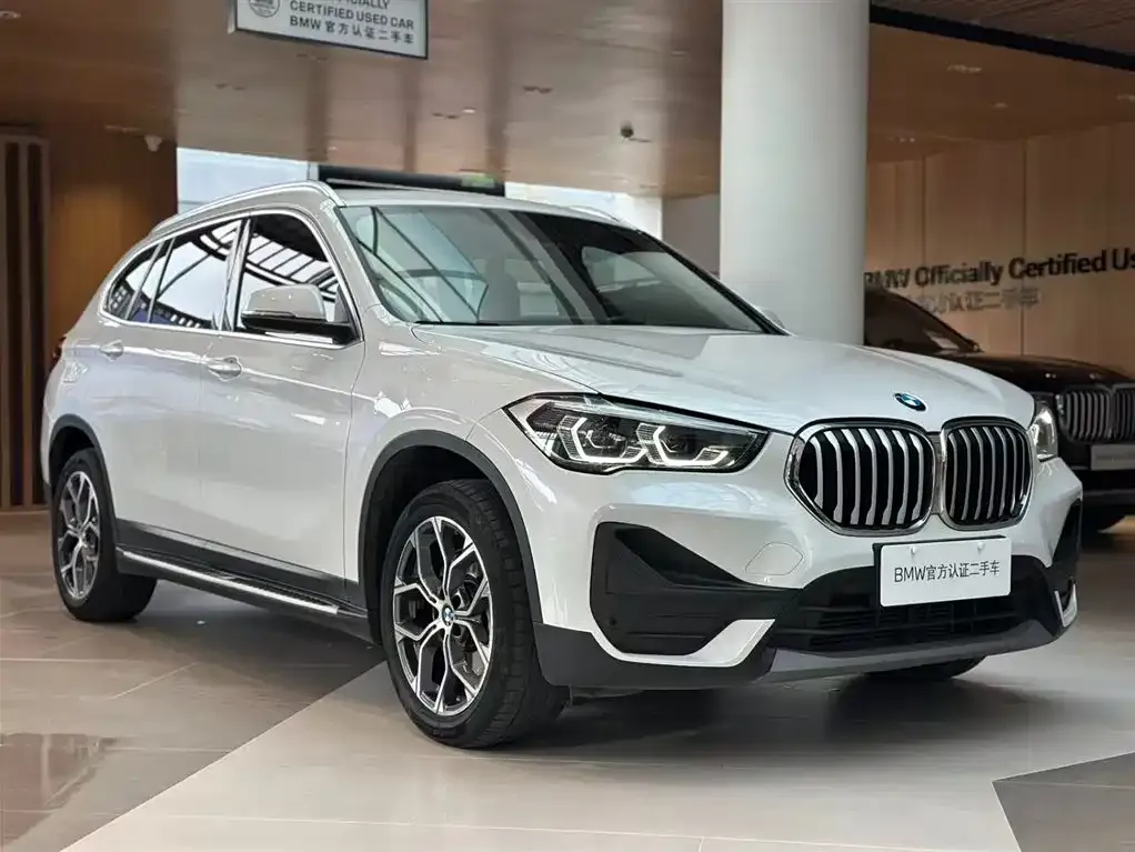 BMW X1 — фото 5