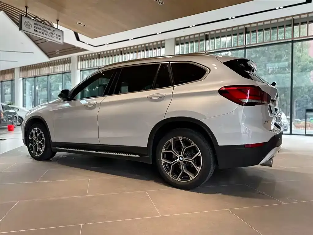 BMW X1 — фото 3