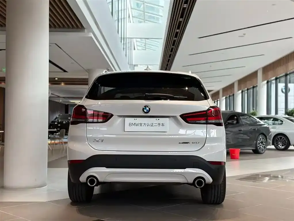 BMW X1 — фото 4