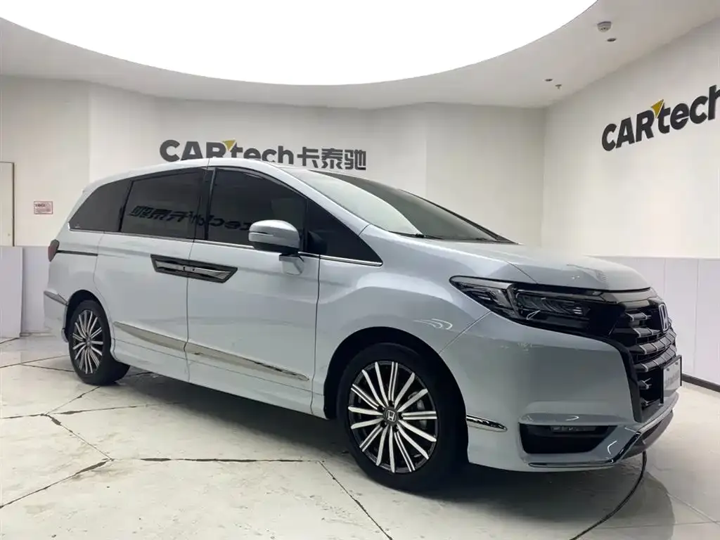 Honda Elysion 2025 из CN, фото 7