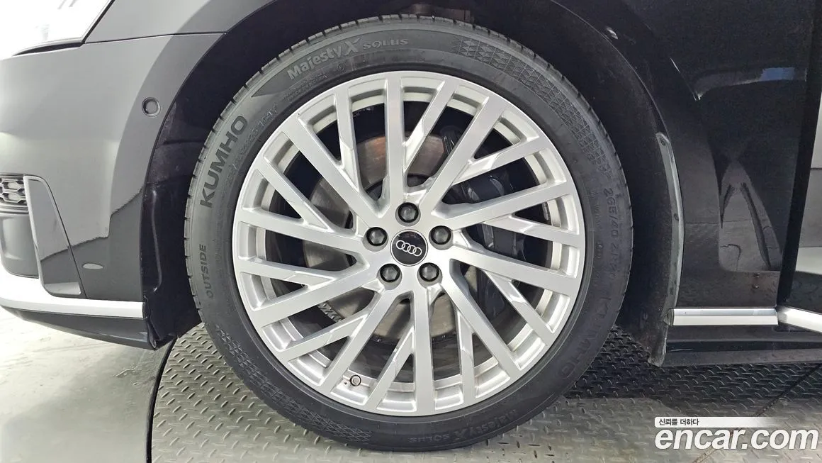 Audi A8 2021 из KR, фото 9