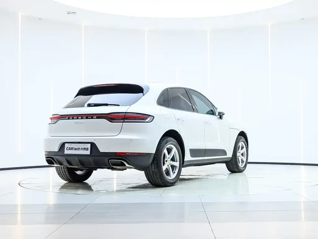Porsche Macan — фото 8
