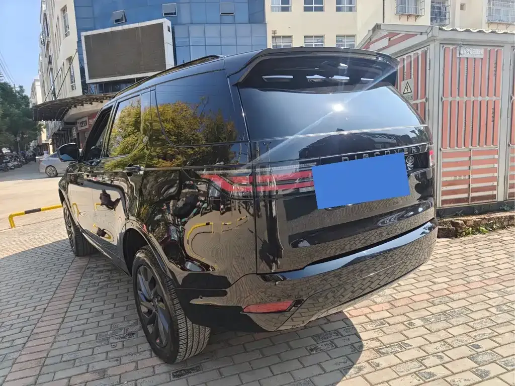 Land Rover Discovery 2023 из CN, фото 4