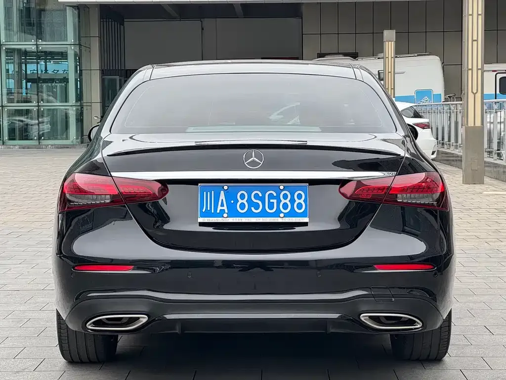 Mercedes-Benz E-Class (Import) — фото 2