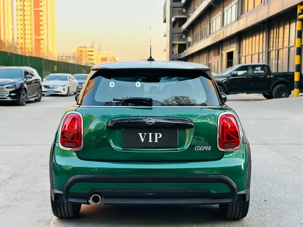 MINI Cooper (3-door) 2022 из CN, фото 2