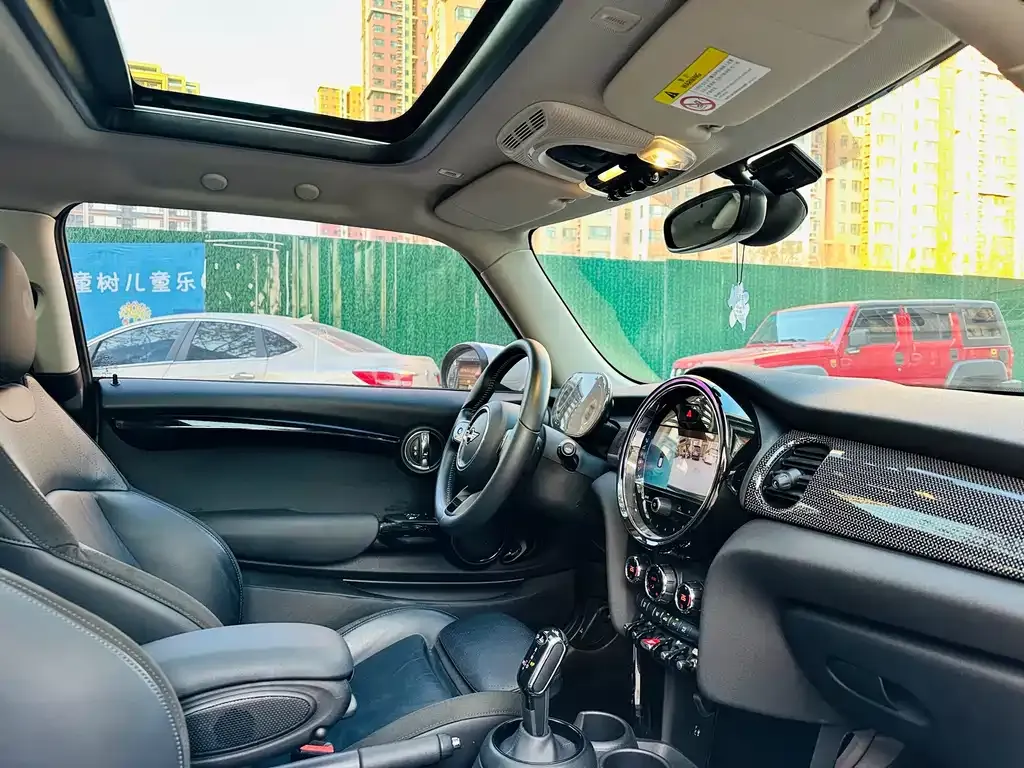 MINI Cooper (3-door) 2022 из CN, фото 4