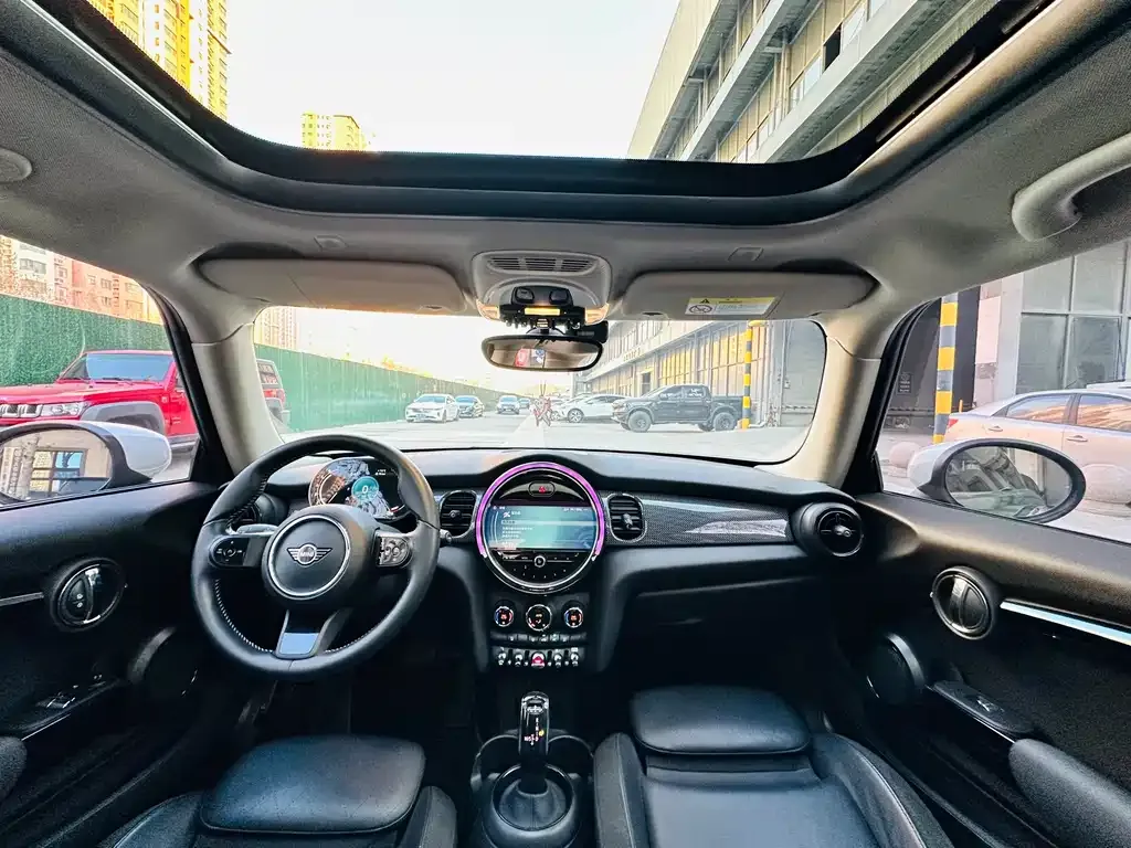 MINI Cooper (3-door) 2022 из CN, фото 8