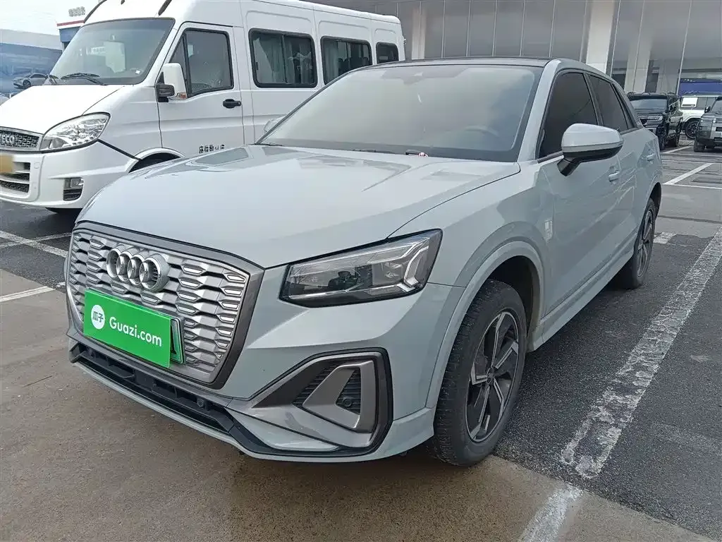 Audi Q2L e-tron 2023 из CN, фото 1