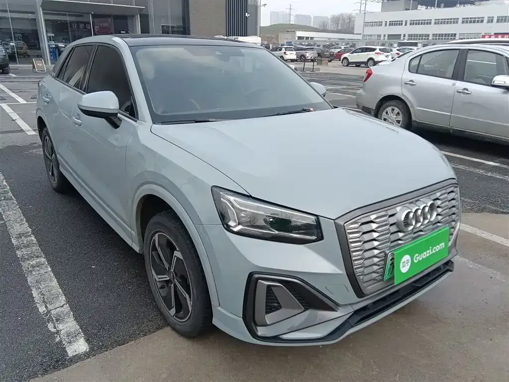 Audi Q2L e-tron 2023 из CN, фото 9