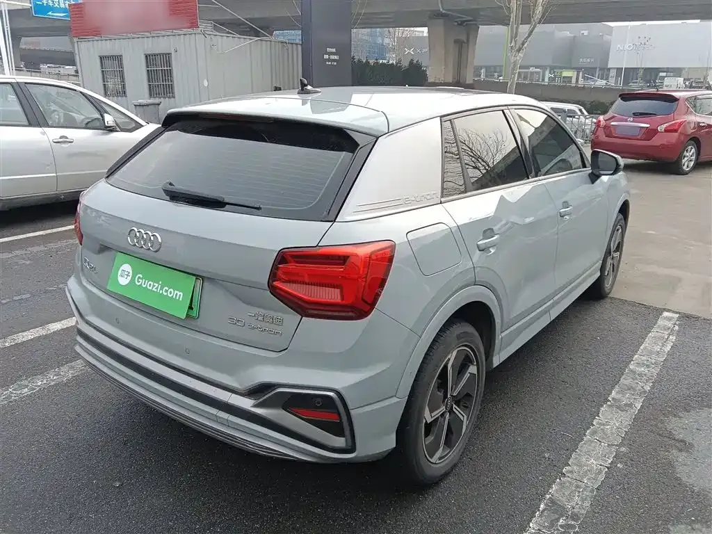 Audi Q2L e-tron 2023 из CN, фото 3