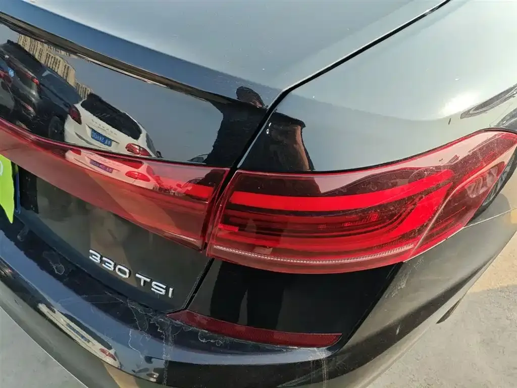 Volkswagen Passat — фото 10