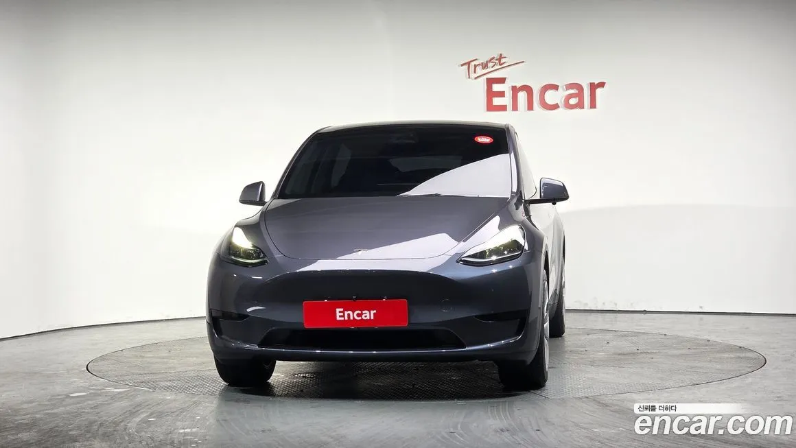 Tesla Model Y — фото 5