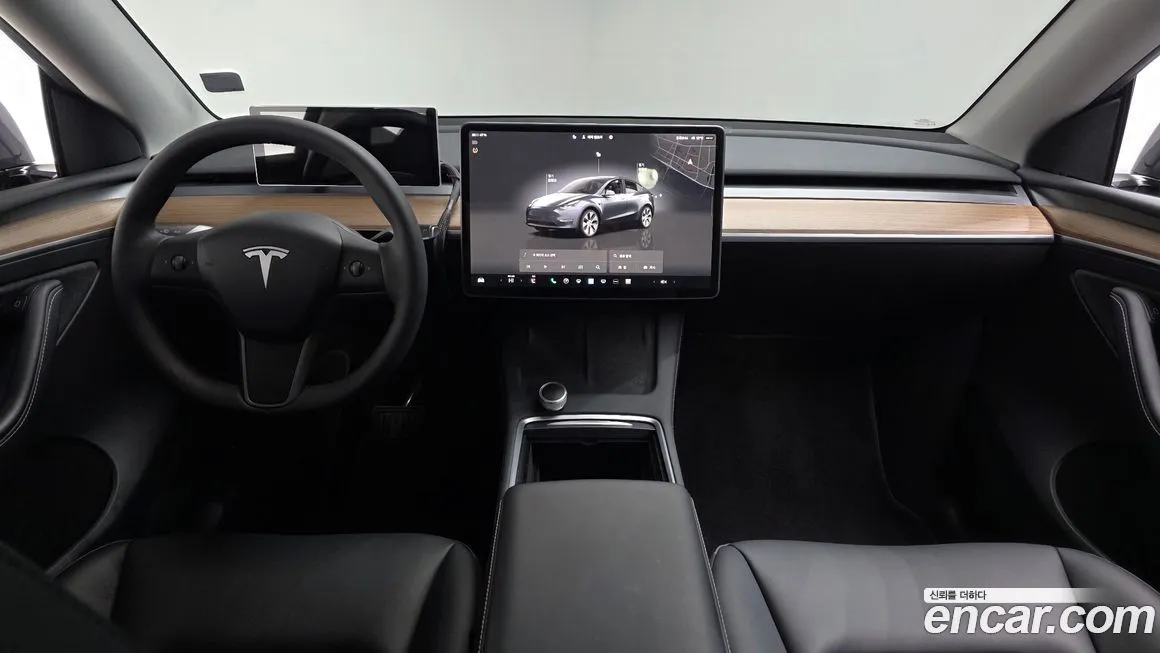 Tesla Model Y — фото 6
