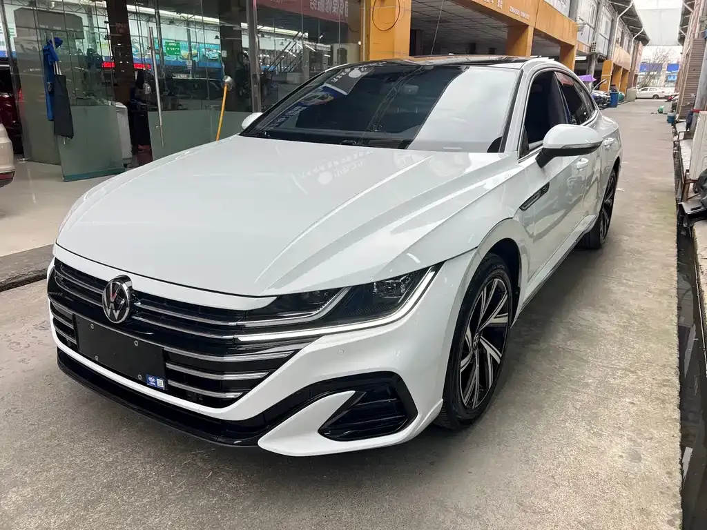 Volkswagen CC 2022 из CN, фото 1