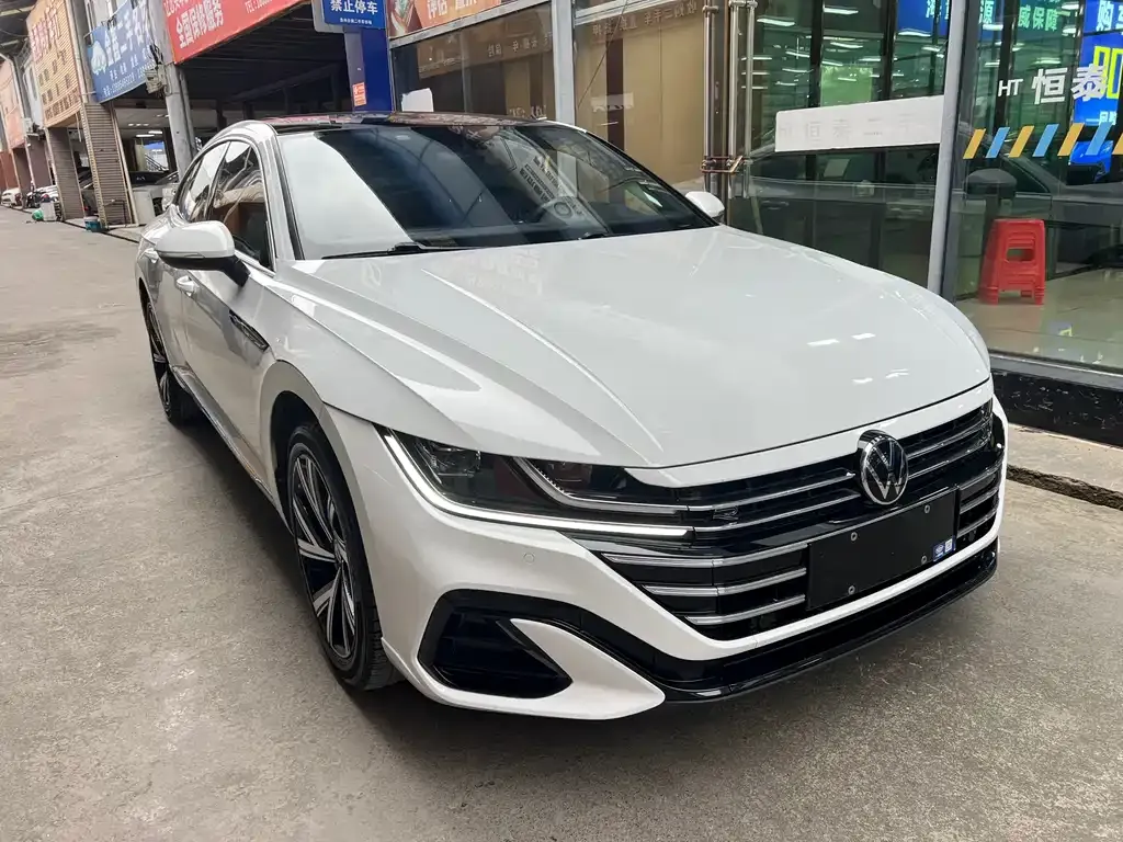 Volkswagen CC 2022 из CN, фото 8