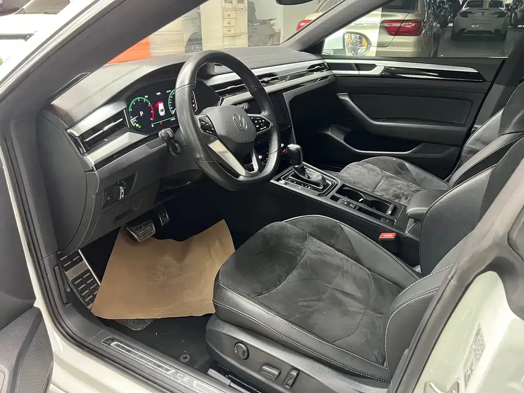 Volkswagen CC 2022 из CN, фото 6