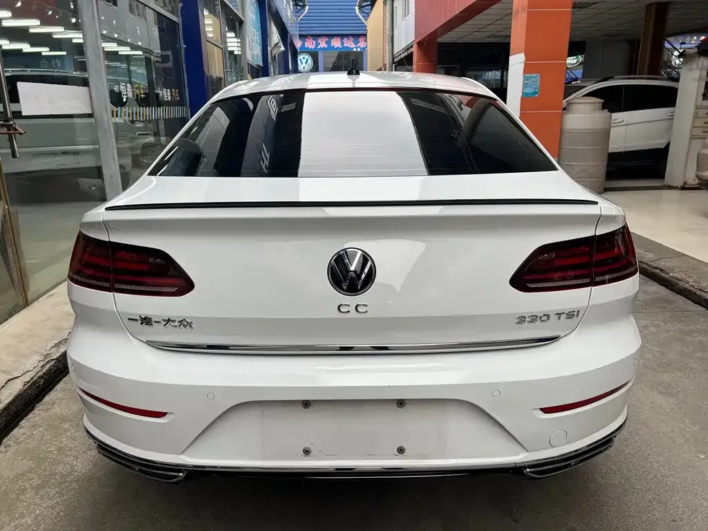Volkswagen CC 2022 из CN, фото 3