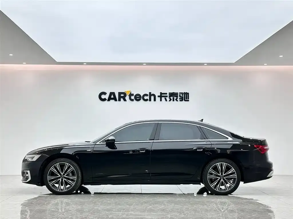 Audi A6L — фото 7