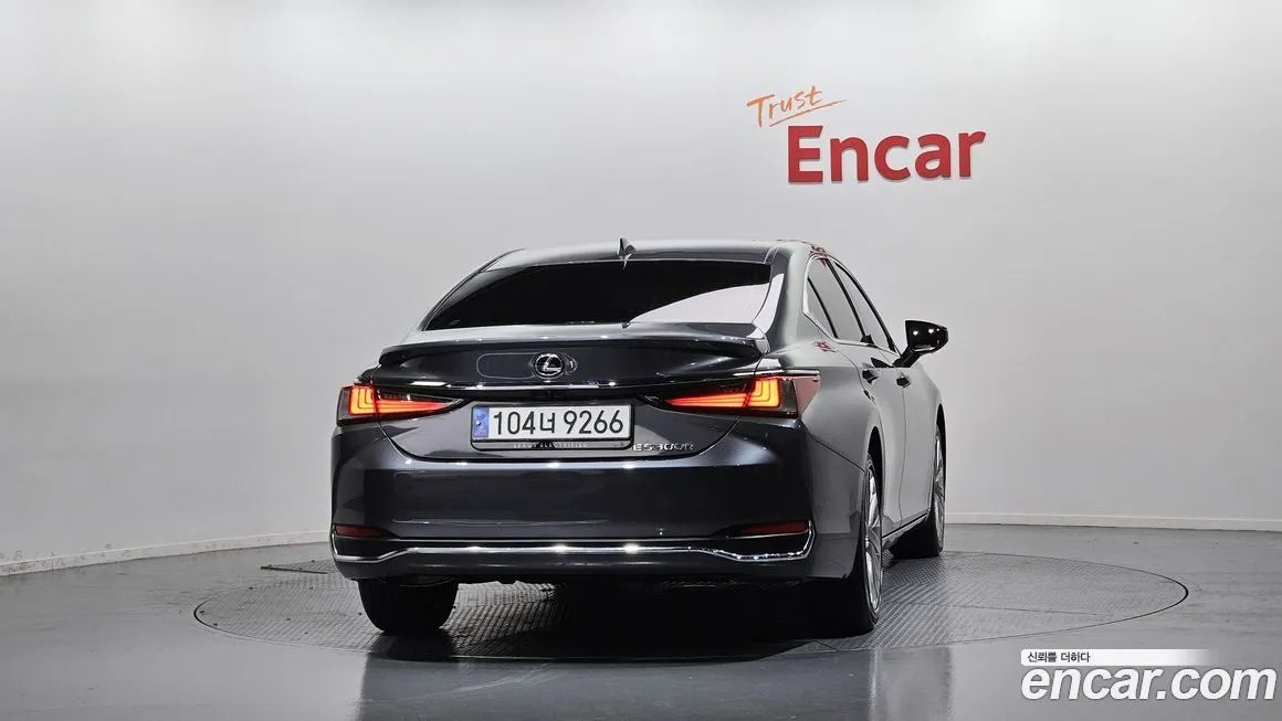 Lexus ES 2024 из KR, фото 3