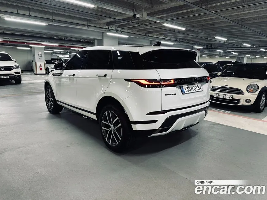 Land Rover Range Rover Evoque — фото 8