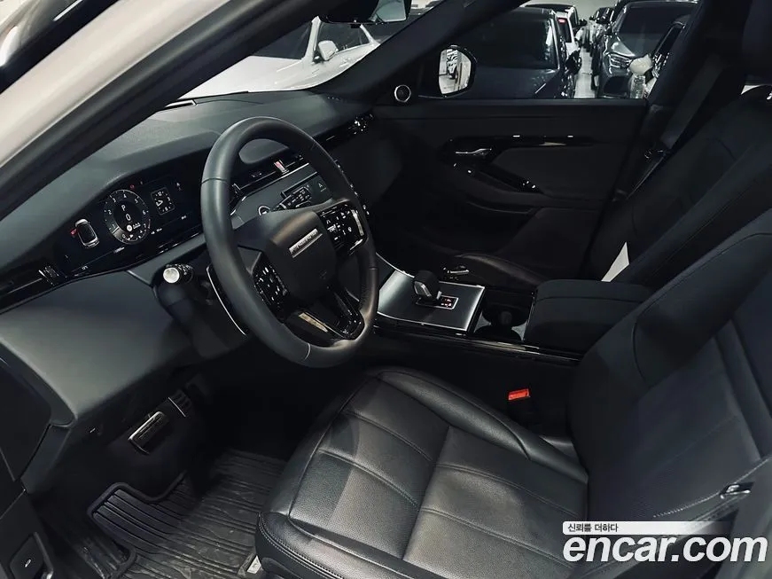 Land Rover Range Rover Evoque — фото 9