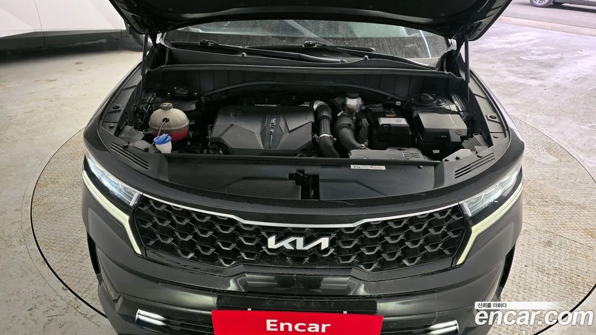 Kia Sorento — фото 6