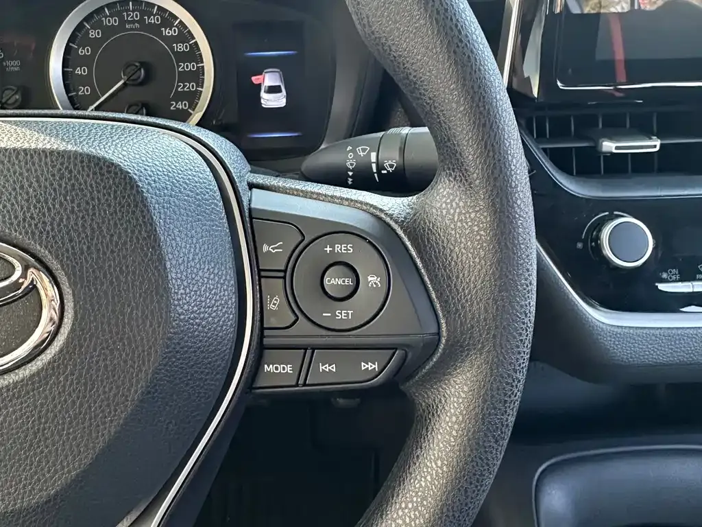Toyota Corolla 2023 из CN, фото 8