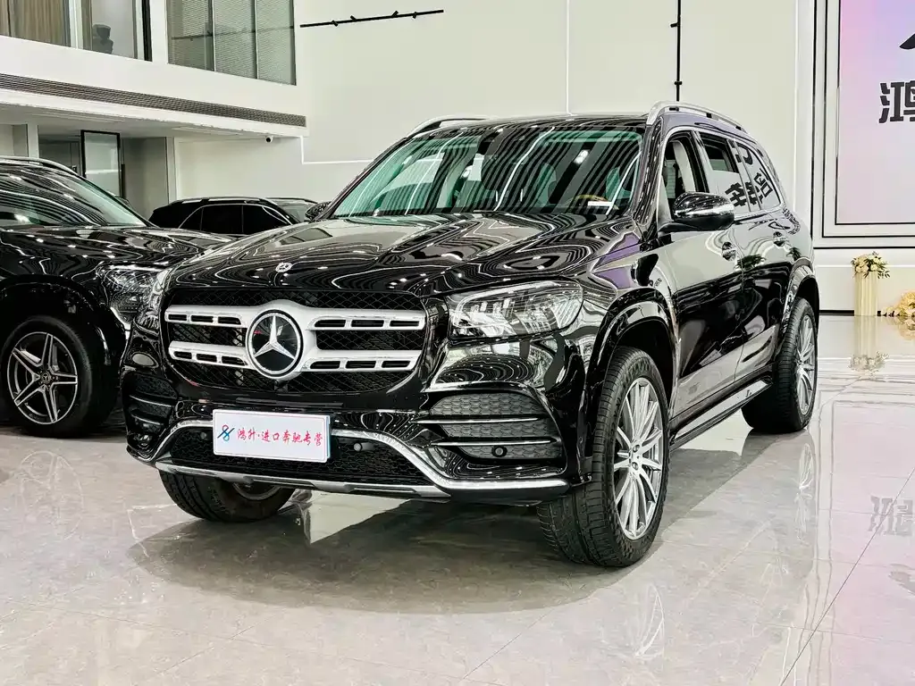 Mercedes-Benz GLS — фото 1