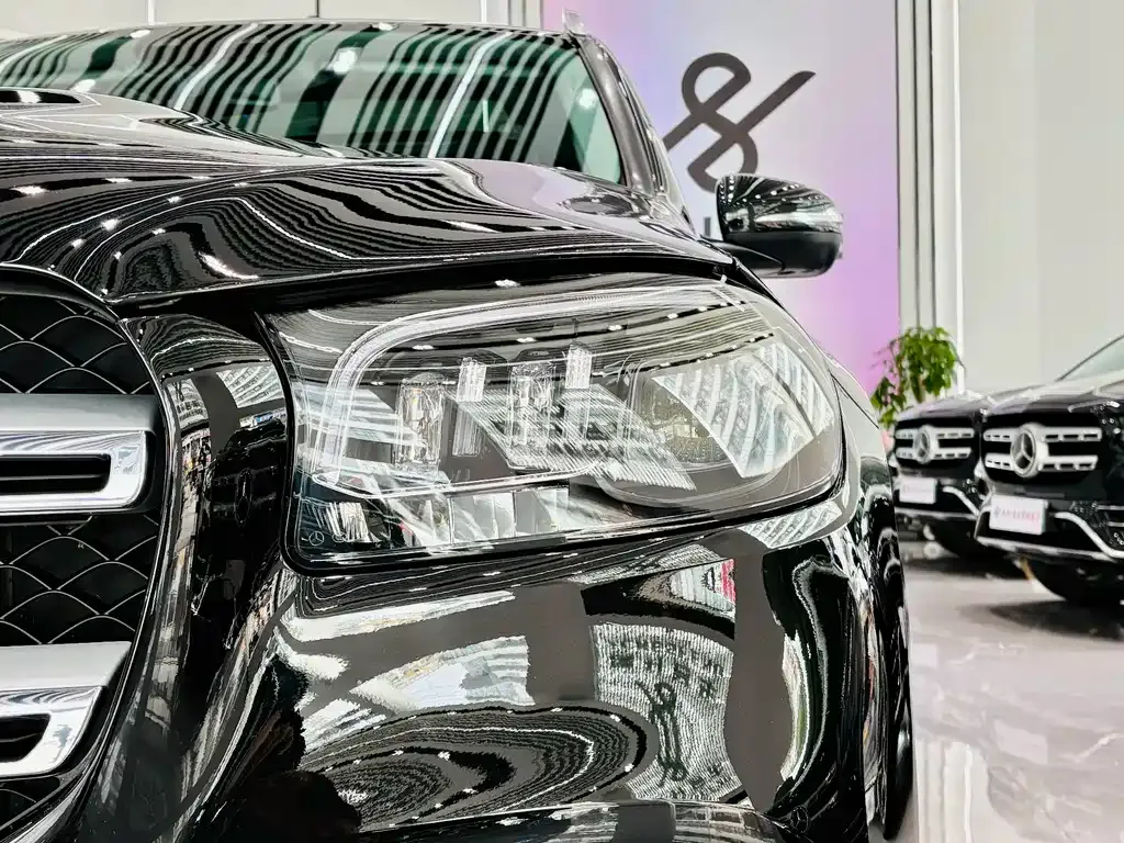 Mercedes-Benz GLS — фото 10