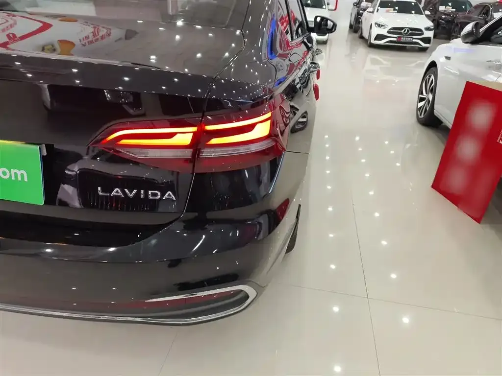 Volkswagen Lavida 2022 из CN, фото 2