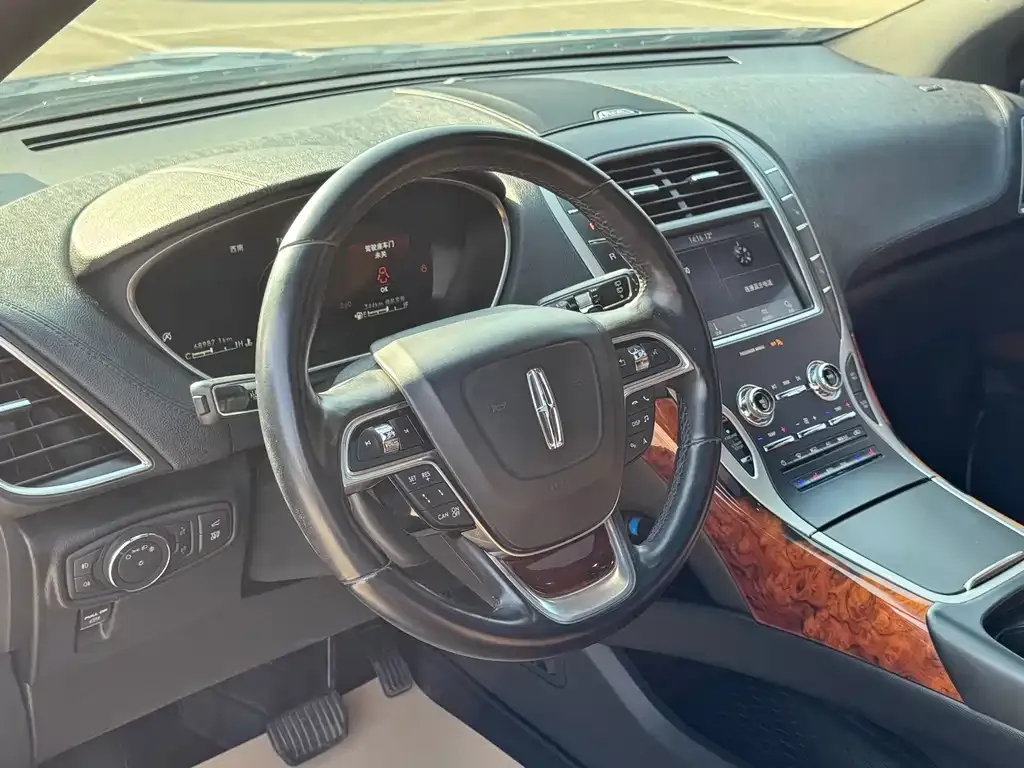 Lincoln Nautilus 2021 из CN, фото 4