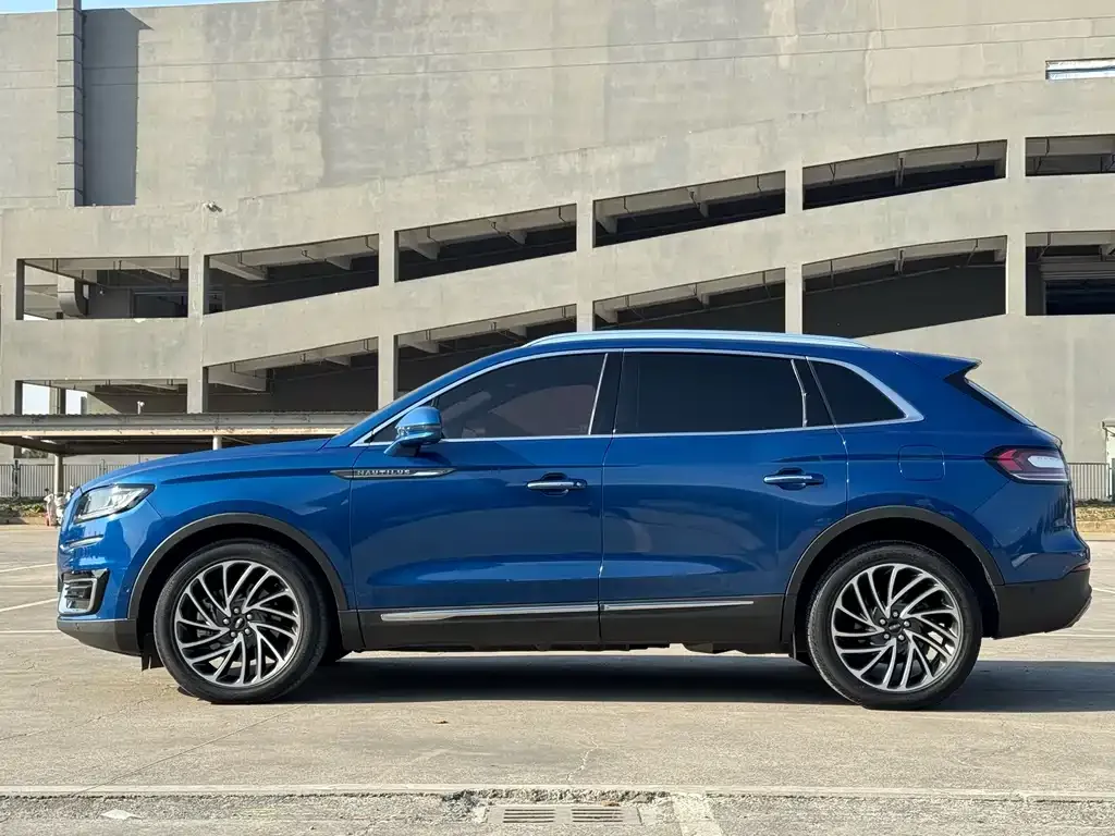 Lincoln Nautilus 2021 из CN, фото 3