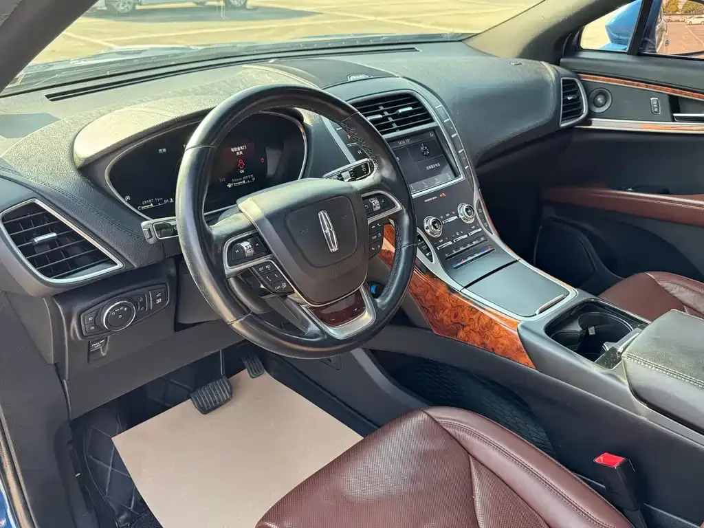 Lincoln Nautilus 2021 из CN, фото 9