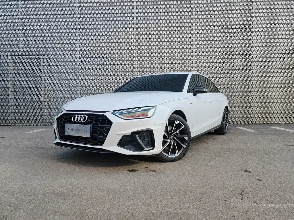 Audi A4L 2023 из CN, фото 1