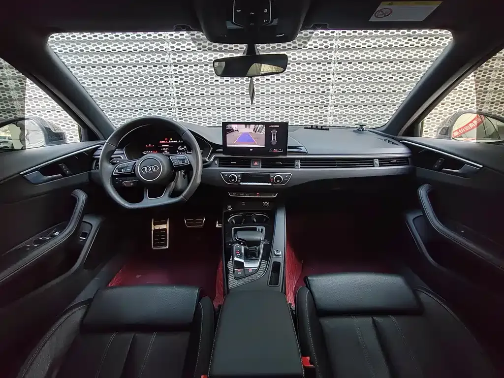 Audi A4L 2023 из CN, фото 4