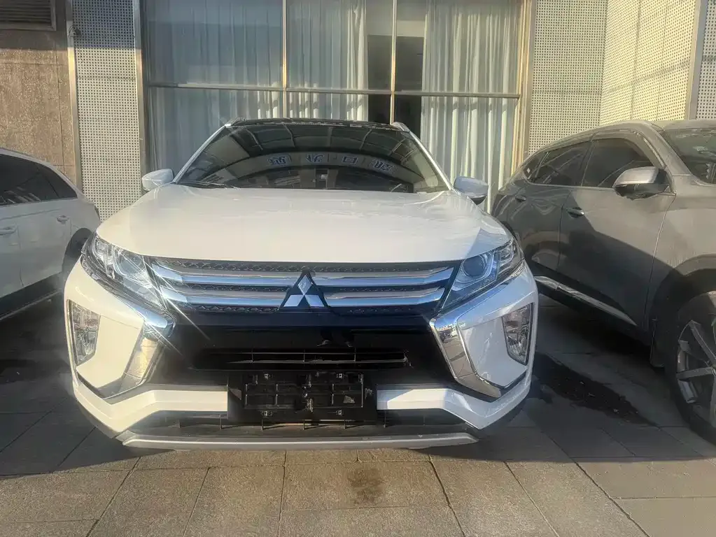 Mitsubishi Eclipse Cross 2022 из CN, фото 1