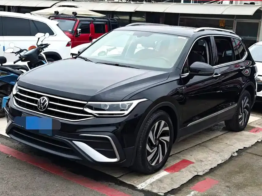 Volkswagen Tiguan L 2021 из CN, фото 1