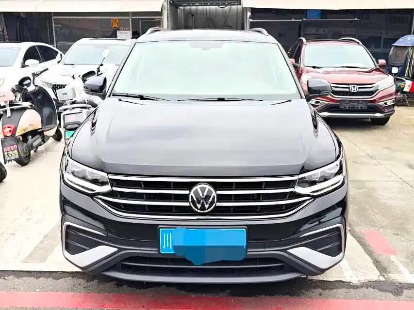 Volkswagen Tiguan L 2021 из CN, фото 6