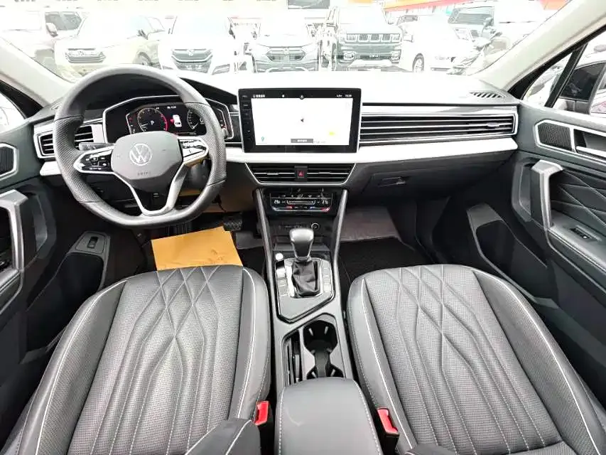 Volkswagen Tiguan L 2021 из CN, фото 5