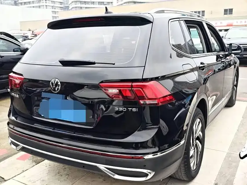 Volkswagen Tiguan L 2021 из CN, фото 2