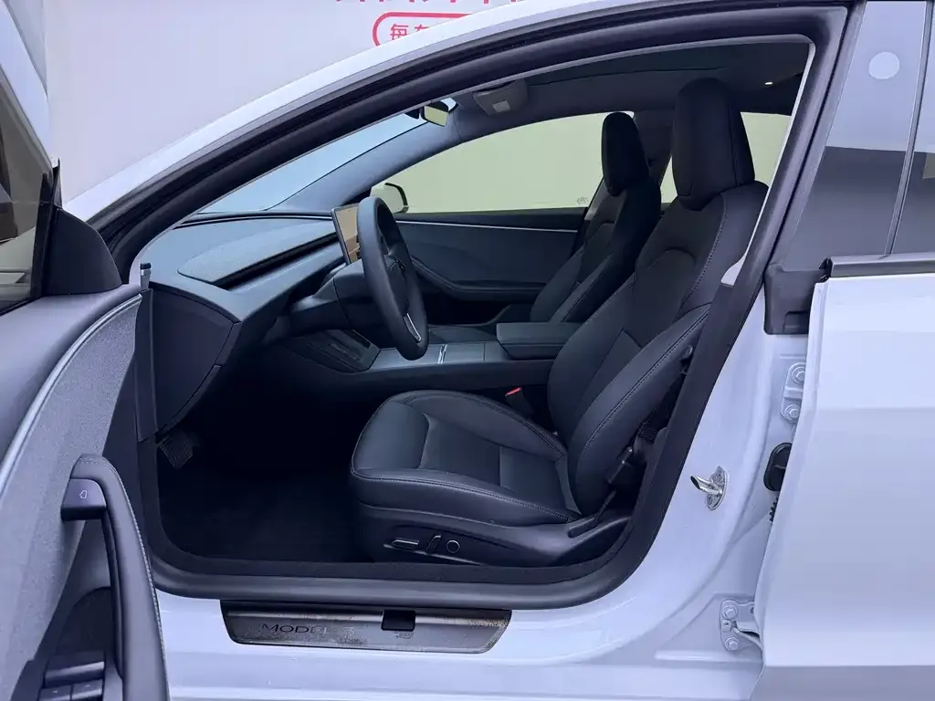 Tesla Model 3 2024 из CN, фото 10
