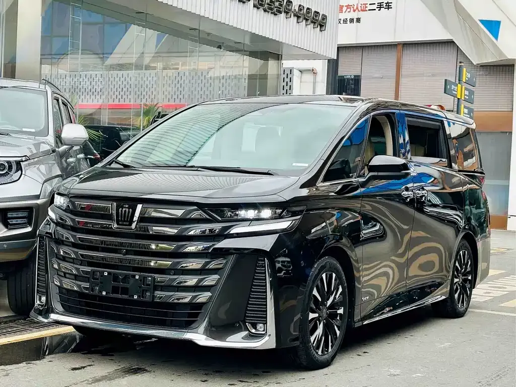 Toyota Vellfire 2024 из CN, фото 1